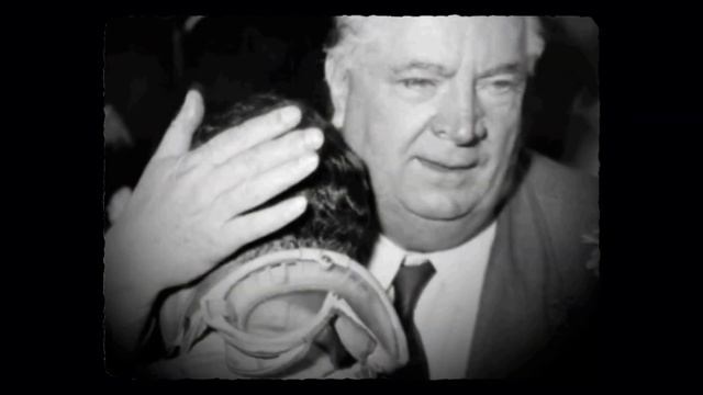 Расправь крылья: как Mercedes 300SL изменил мир