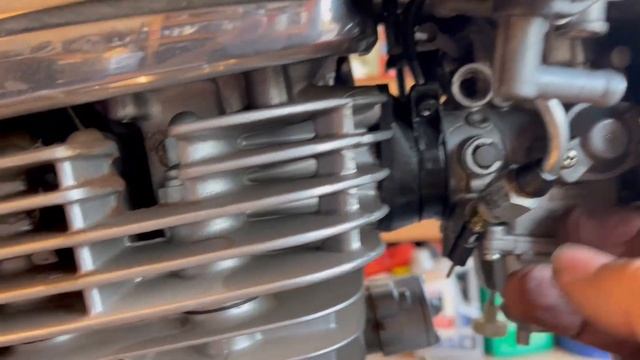 Suzuki GZ 250 Carb Rebuild, Part 4 re installation смотреть онлайн