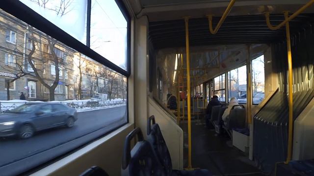 Солнечным февральским днем на трамвае 