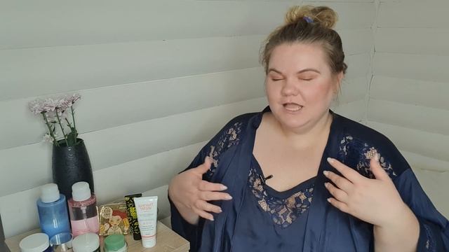 КАК УХАЖИВАТЬ ЗА ЛИЦОМ/МОЙ ТОП СРЕДСТВ/PLUS SIZE смотреть онлайн