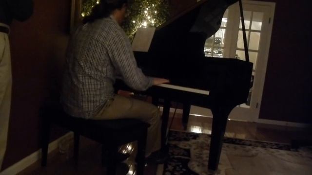 James playing Solfeggietto - Xmas 2014 смотреть онлайн