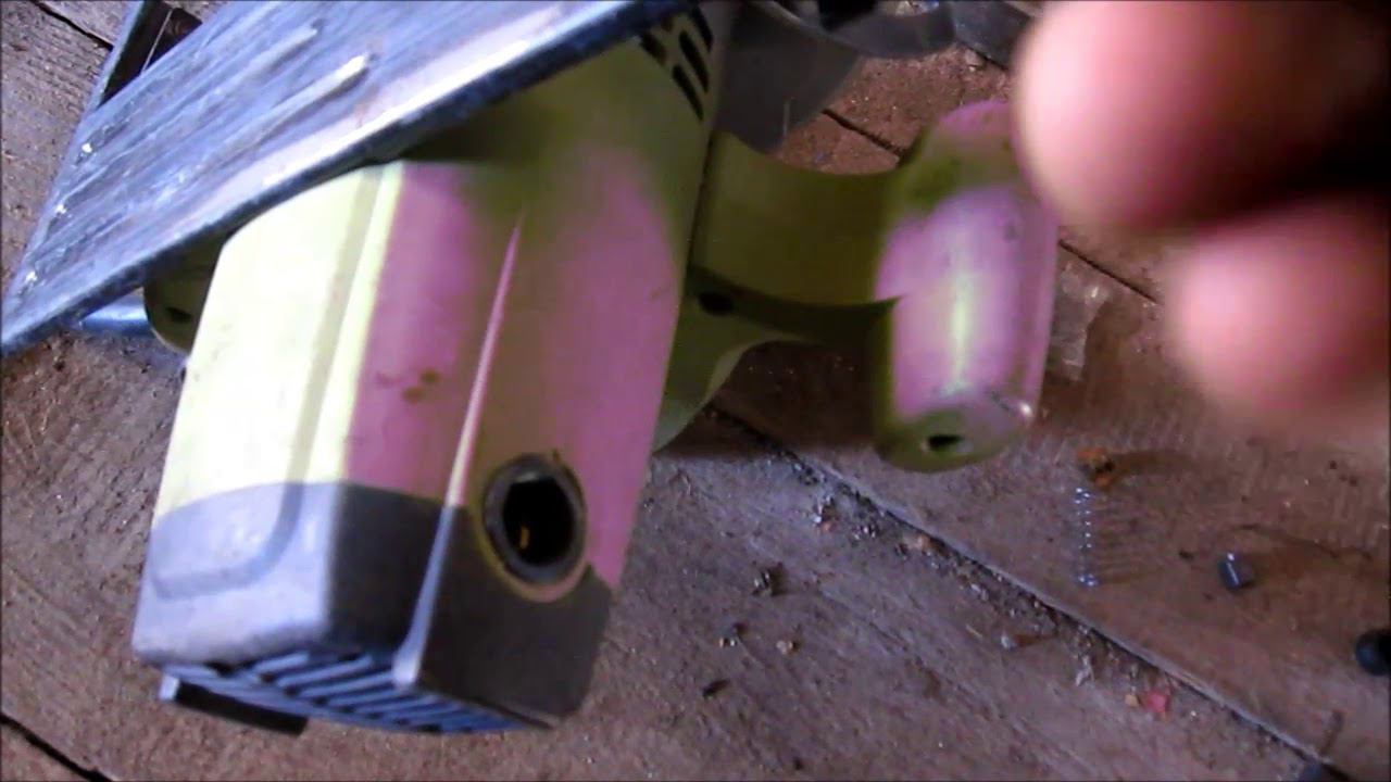 ЗАМЕНА ЩЕТОК НА ТОРЦОВОЧНОЙ ПИЛЕ. НЕ ПО РАЗМЕРУ. смотреть онлайн