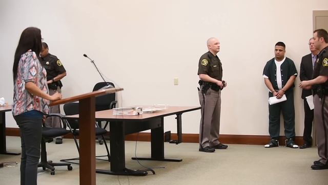 'I hope you suffer,' mother says to son's killer смотреть онлайн