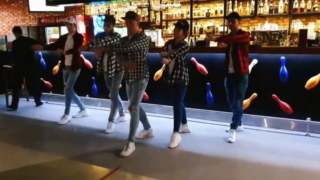 Jerusalema (feat. El Tiguere) (Bachata Version) Grupo Extra, La Alemana, Ataca | Bachata man style смотреть онлайн