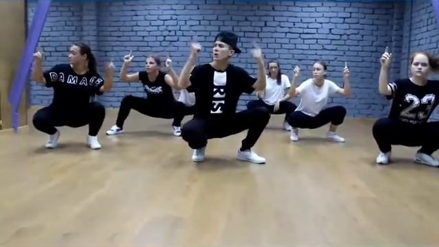 ТОП 5 ЛУЧШИХ ТАНЦЕВ НА ПОПУЛЯРНЫЕ РУССКИЕ ТРЕКИ 2019??? смотреть онлайн