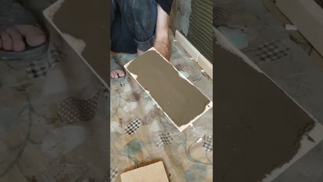 КАКУЮ оценку поставите этому начинающему мастеру??? #плмтка #shorts #камень#дагестан#облицовка#дача смотреть онлайн