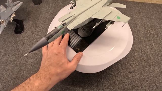 Misha's Big MiG Video (15, 17, 19, 21, 23, 25, 29, & 31 In 1/72 Diecast)