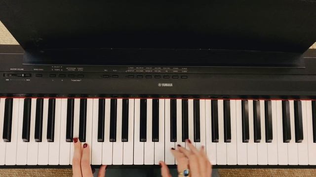 Аккорды в РЕ миноре на пианино смотреть онлайн