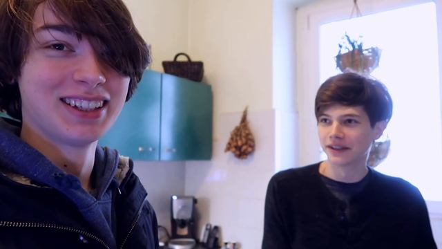 Lazy Weekend! — Couple VLOG смотреть онлайн