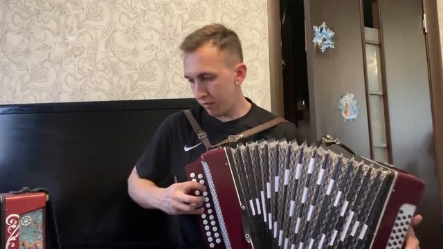 Гармонь Кировская Фа Мажор смотреть онлайн