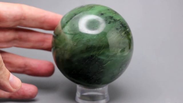 Нефрит, шар диаметром 74мм смотреть онлайн