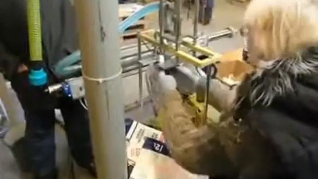 Полуавтомат PDP-FN для Дой Пак через штуцер смотреть онлайн