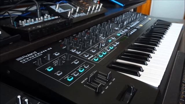 Roland System-8 Demo I No Talking + Custom Patches смотреть онлайн