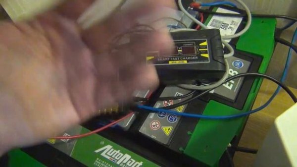 Заряд  кальциевых Ca/Ca стартерных аккумуляторов. Алгоритм "качели".