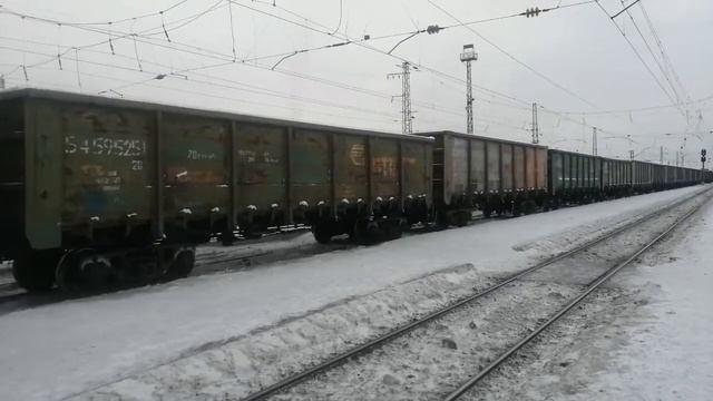 ВЛ80С-1041 прибывает на станцию Ковров. смотреть онлайн