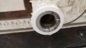 Перепайка, ремонт, замена муфты под смеситель в ванной. Треснула резьба, протекает.