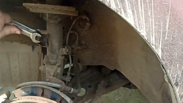 Замена стоек стабилизатора на Хундай Солярис (Hyundai Solaris).