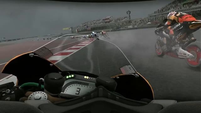 MotoGP™ 13 Compact on PlayStation®3 & PlayStation®Vita смотреть онлайн