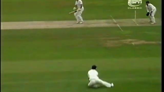 HAMPSHIRE v KENT B&H CUP FINAL DAY 1 LORD'S JULY 11 1992 ROBIN SMITH ALAN IGGLESDEN MARK NICHOLAS смотреть онлайн