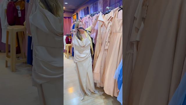 Greenhills Shopping | Bilihan Ng Gown & Dress 😍 смотреть онлайн