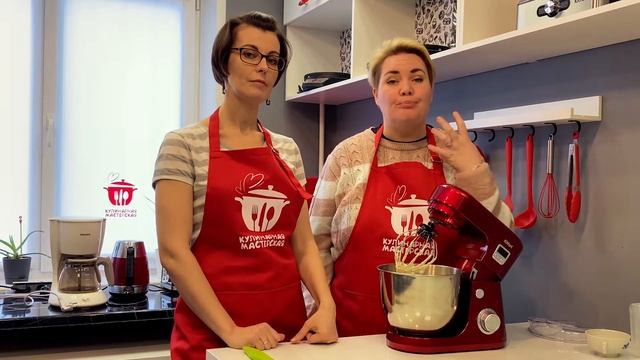 Полезные венские вафли. Обзор планетарного миксера Kitfort KT-1308 смотреть онлайн