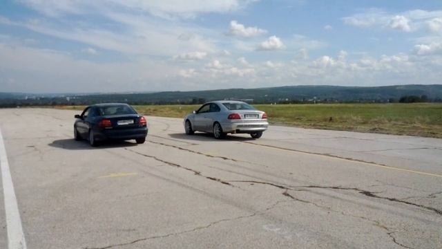Volvo C70 2.3T Vs Volvo C70 2.3T
