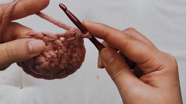 САМЫЕ ПРОСТЫЕ ТАПОЧКИ КРЮЧКОМ БЕЗ ШВА ДЛЯ НАЧИНАЮЩИХ #knittingtutorialforbeginners #knittingsocks