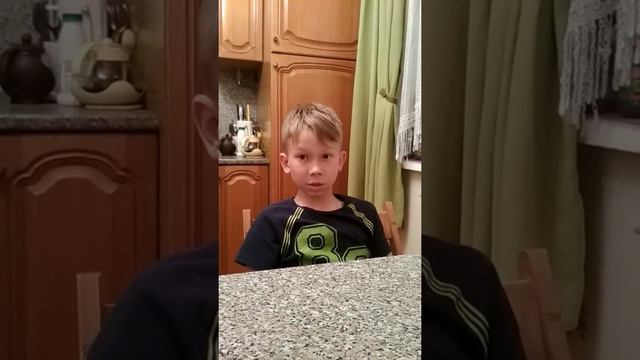 Обычный дурак учит словарные слова,!!!!!:) смотреть онлайн
