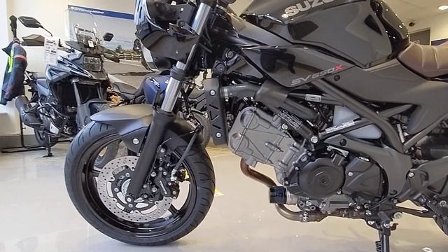 2020 Suzuki SV 650 X смотреть онлайн