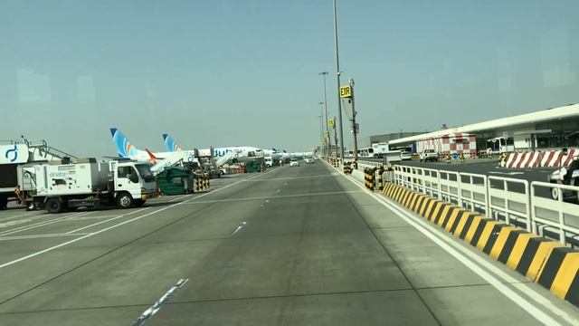 Dubai international airport Terminal 2 to Terminal 3 смотреть онлайн