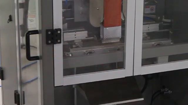 Вертикальная упаковочная машина из рулонной пленки (пакет квадропак) Китай смотреть онлайн