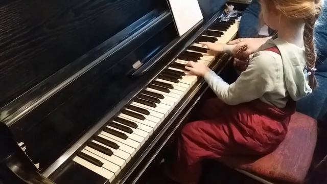 Гамма ми минор мелодическая. Уроки фортепиано. смотреть онлайн