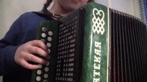 «Уральская рябинушка» на гармони - разучивание