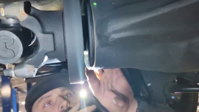 2022 Ford F350 1,330 miles SuperDuty 6.7L Grunting Sound On Decel and about 25 - 35 MPH смотреть онлайн