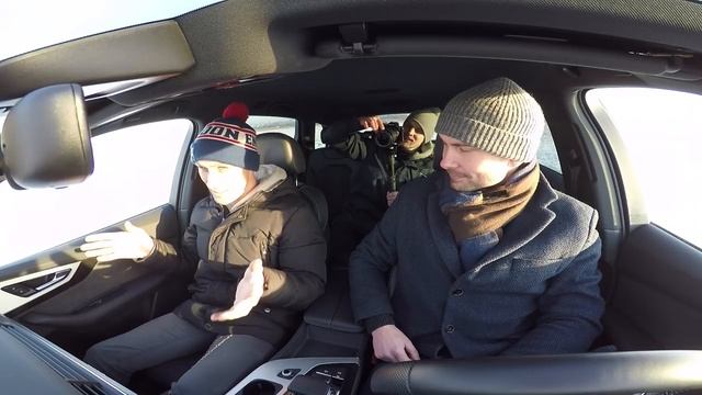 Тест Драйв, обзор и отзыв на AUDI Q7 | Почему купил Ауди q7 дизель 3.0 2015 года? смотреть онлайн