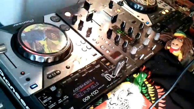 Selekta Maki Jim Screechie medley смотреть онлайн