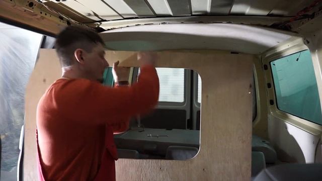 VW T5 . Начинаем большую работу по салону! смотреть онлайн