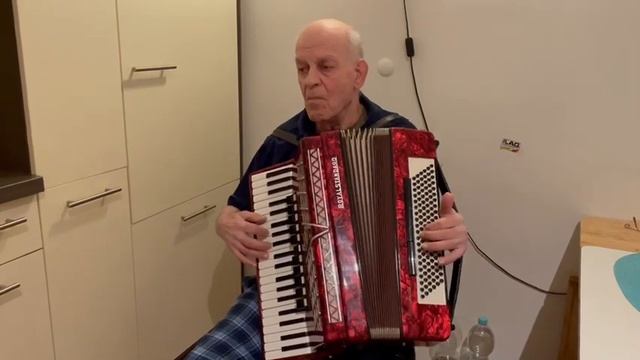 ВАЛЬС НАД ВОЛНАМИ смотреть онлайн