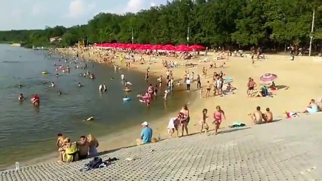 Пляж в Оргееве. смотреть онлайн