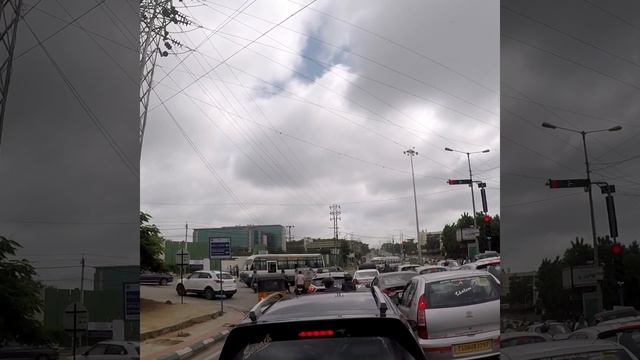 Beautiful Hyderabad city roads from a go pro view on z650 drive смотреть онлайн