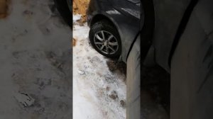 Открыть ладу весту сел аккум