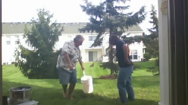 Ice Bucket Challenge September 1, 2014 5:40 PM смотреть онлайн