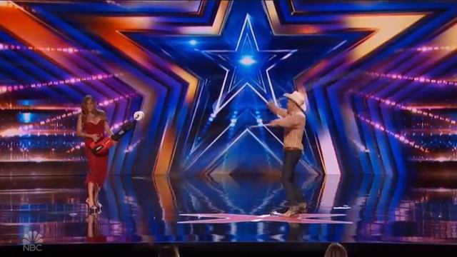 Sofia Vergara Gets WHIPPED on AGT Stage By Adam "Cracker" Winrich смотреть онлайн
