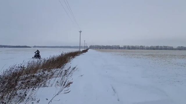 Стелс капитан по глубокому снегу смотреть онлайн