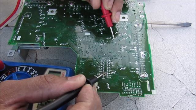 Aux Input CD Stereo Hack смотреть онлайн