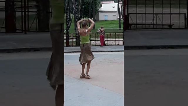 Звезда танцпола санатория Криница смотреть онлайн