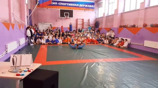 Показуха. Самбо. Соревнования. смотреть онлайн