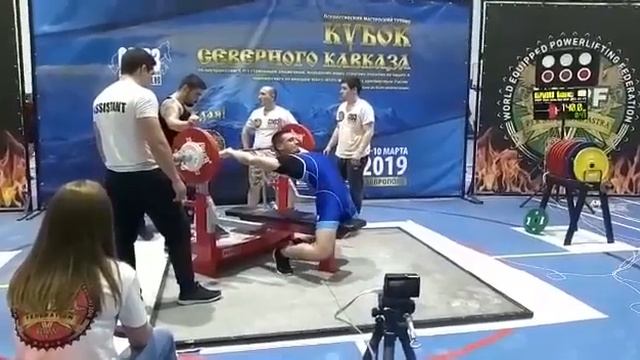 Жим лёжа 140 кг, в 20 лет смотреть онлайн
