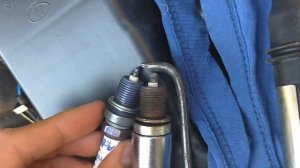 Замена свечей в Ларгусе, двигатель 21129, 106 л/с.