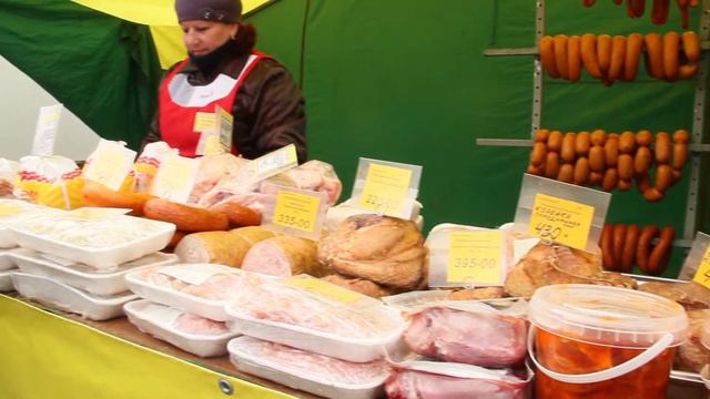 От пирожного до корейки — Великолукское РАЙПО на ярмарке «Весна-2017» смотреть онлайн